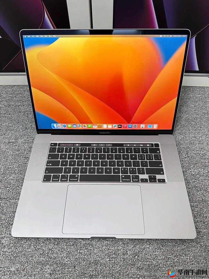 16 岁日本学生评测 macbookpro 正式推出高清版