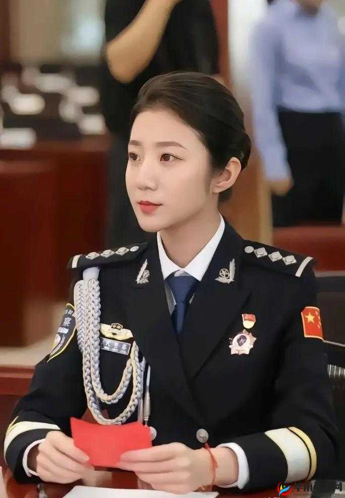 张律渝和吕总：在落地窗旁的故事