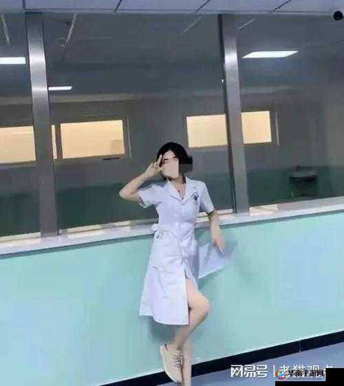 都市激情人妻绿帽：丈夫出差，妻子的出轨之旅