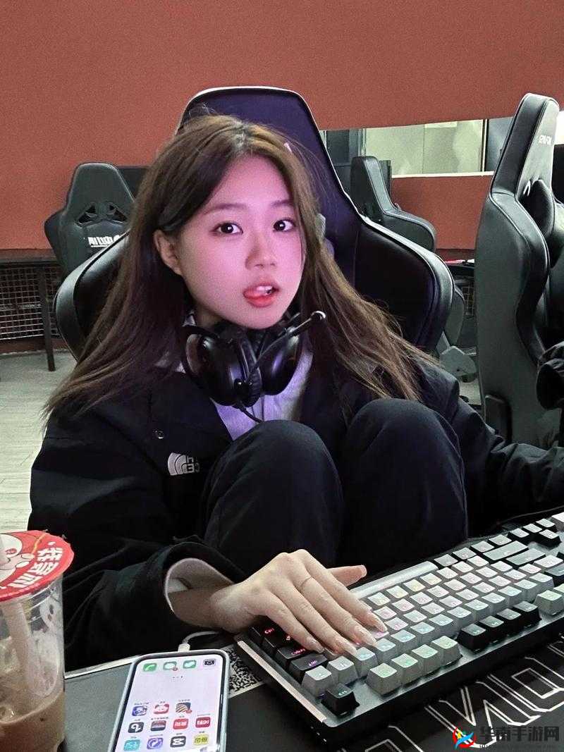 俄罗斯女 CSGO：惊艳赛场的电竞玫瑰