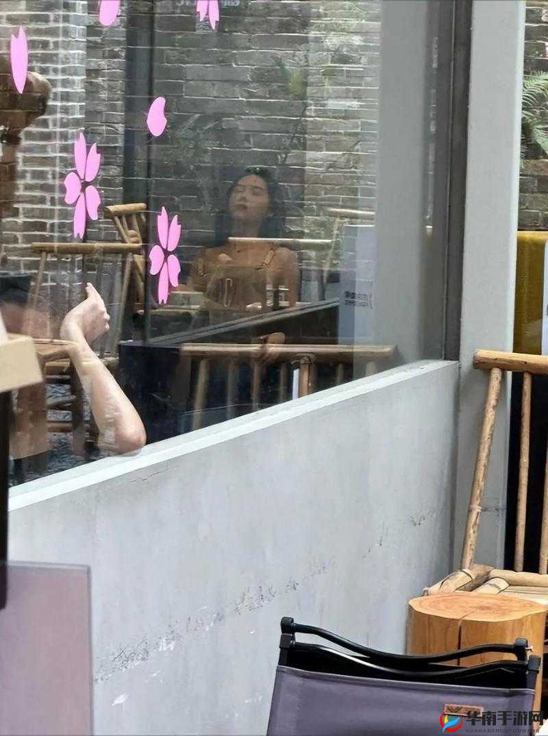 真空去公司上班被发现引热议