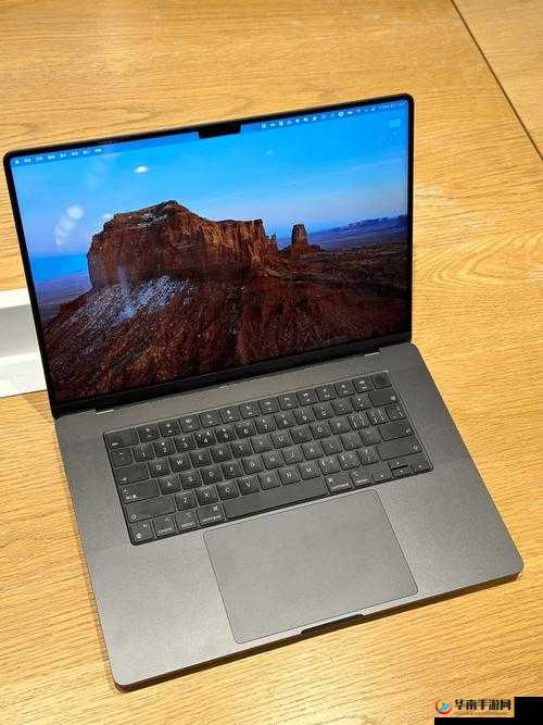 MacBookPro 高清 ：引领未来笔记本电脑视觉新潮流
