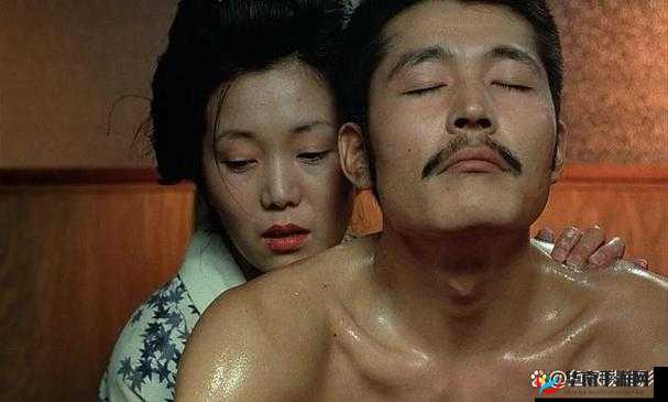 内射老太婆：一场关于欲望与权力的故事