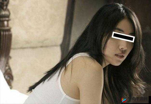：亚洲女人毛耸耸湿户：探索亚洲女性私密之处