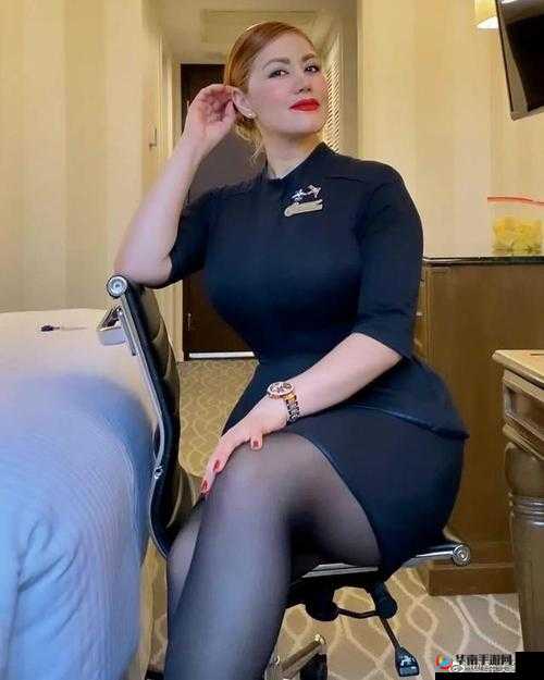 欧洲极品少妇：风情万种魅力无限令人心醉神迷