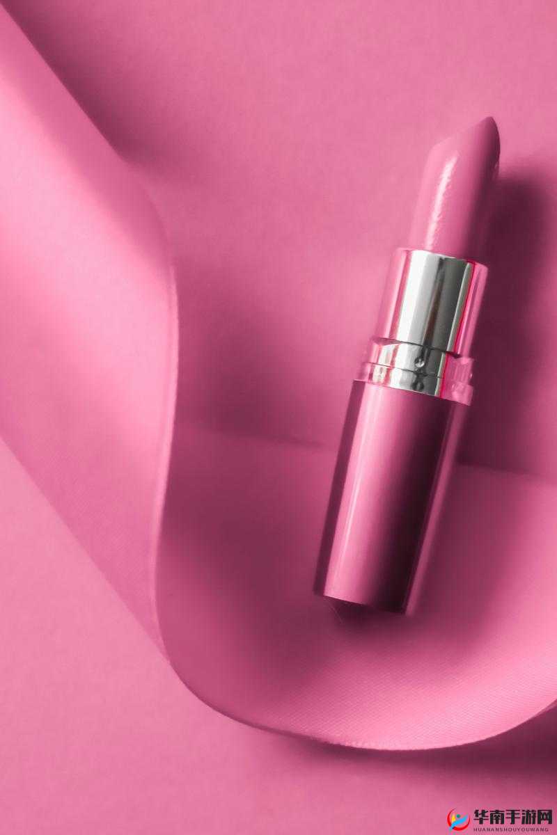 YSL 蜜桃色成人：无法抗拒的诱惑