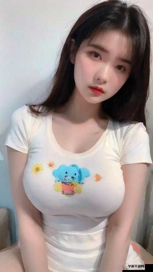 如何解读 FREEZEFRANE 丰满老师：丰满之美与艺术表达的探究