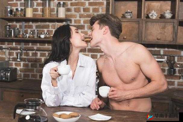 分享夜色中的甜蜜：蜜桃夜聊，让你找到灵魂伴侣