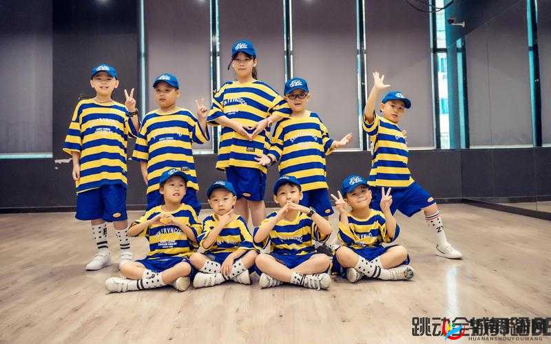小学生 rapper 之嘻哈梦想闪耀舞台的成长之旅