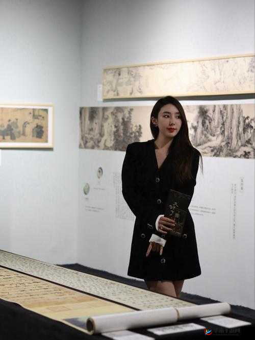 国模小蝶玉门大开之震撼视觉呈现