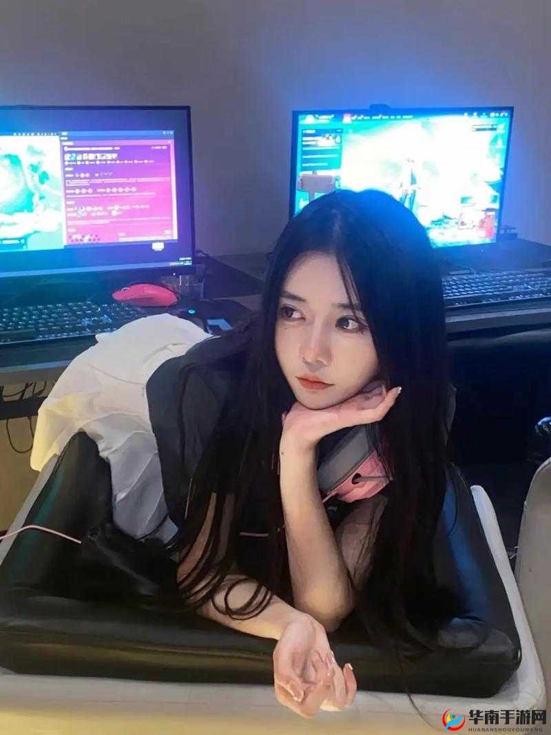 暴躁妹妹 csgo：游戏世界的女战神