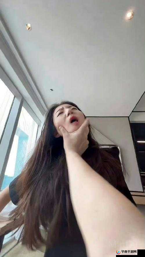 张津瑜：不雅视频事件的女主角，如何面对网络暴力？